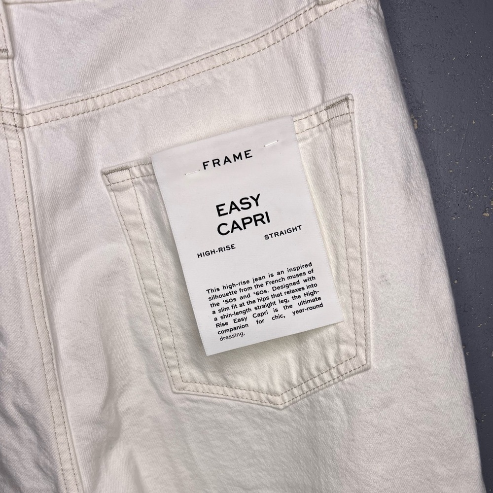 Frame High Rise Easy Capri (31) - Picture 7 of 7